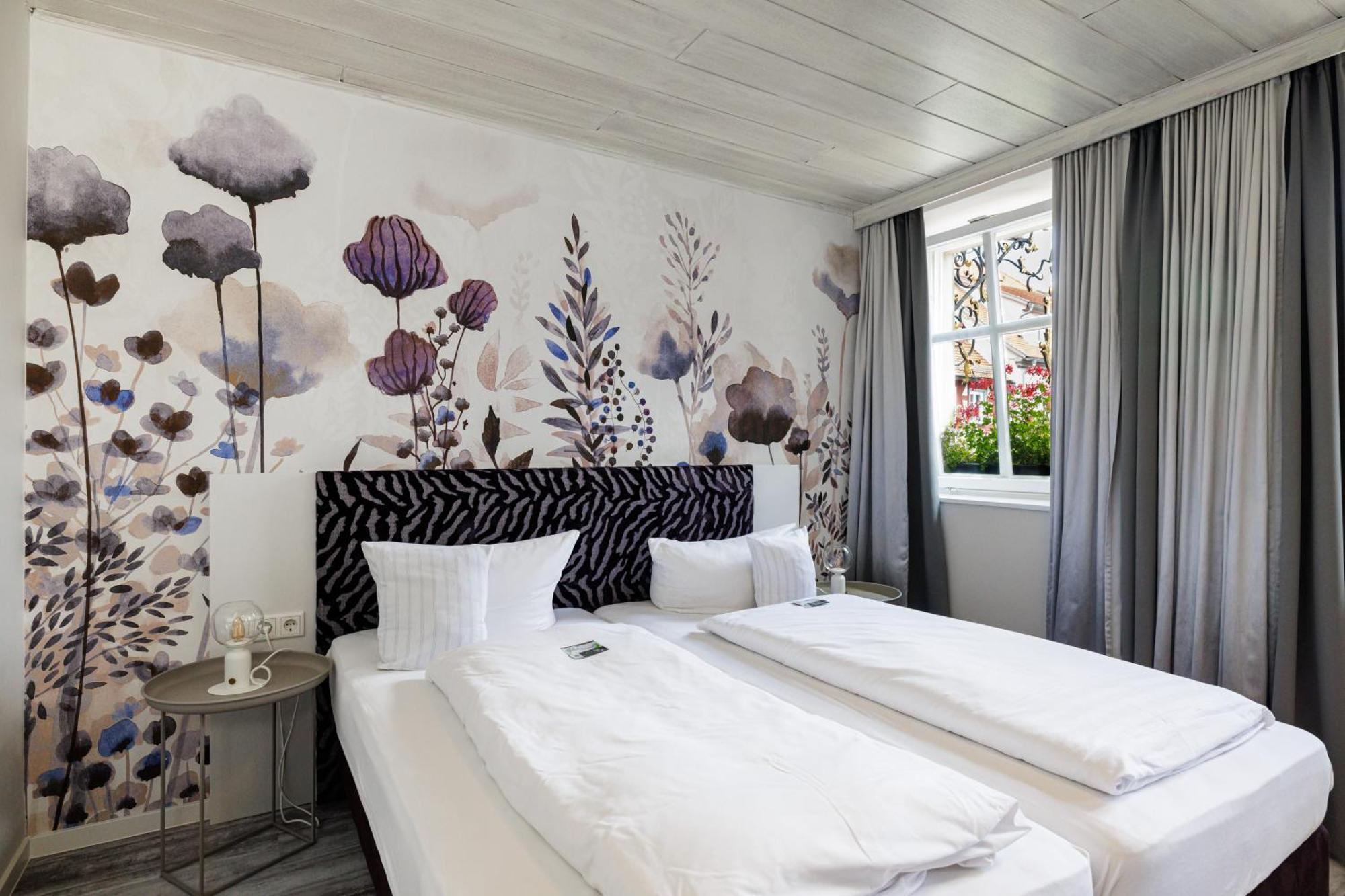 Flair Hotel Zum Storchen Bad Windsheim Exteriér fotografie